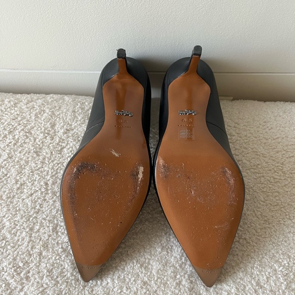 Coach heels size 6.5 - Picture 5 of 5